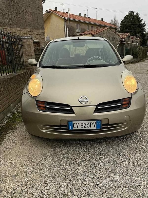 Usata Nissan Micra 65 CV (47 kW) 2005 Berlina
