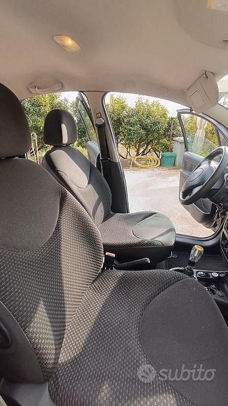 Usata Citroën C3 95 CV (69 kW) 2010 Nero Berlina