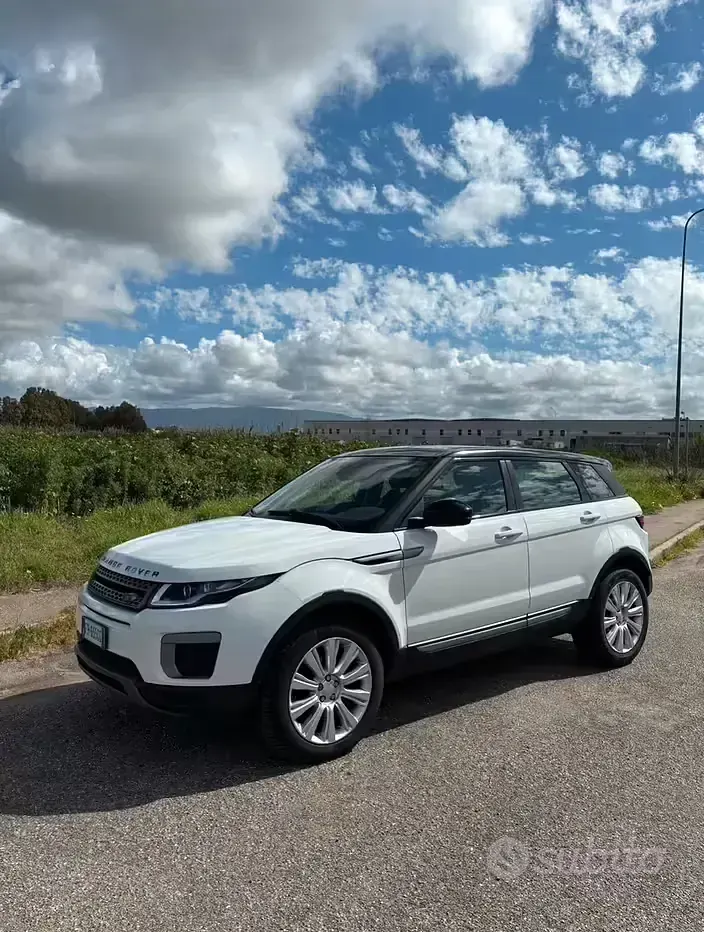 Usata Land Rover Range Rover evoque 150 CV (110 kW) 2017 Bianco Station wagon