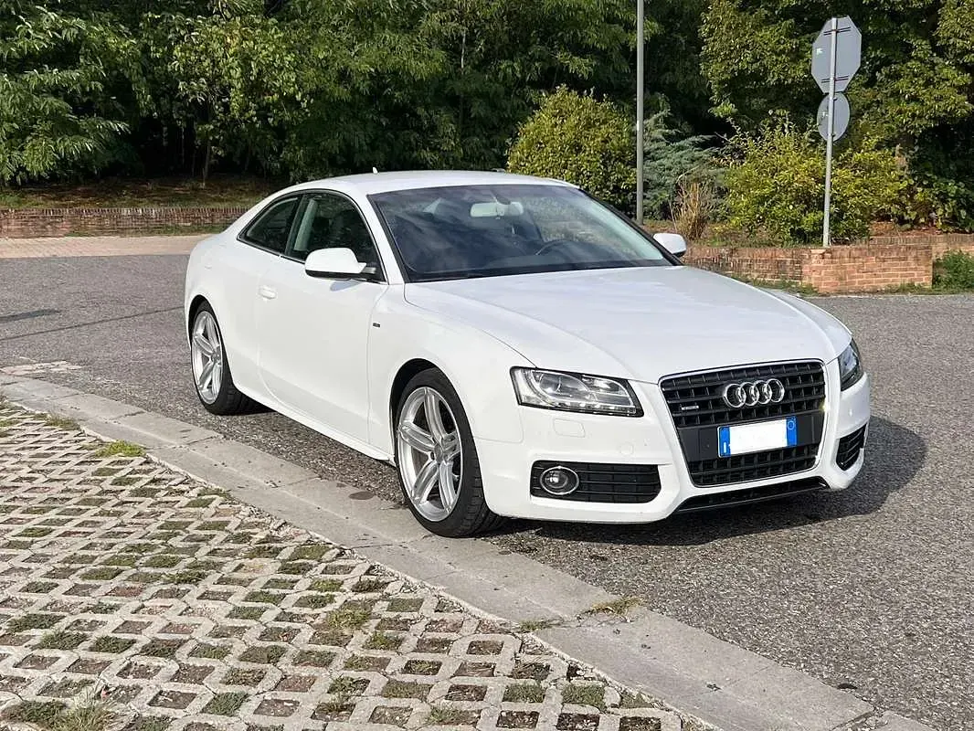 Usata Audi A5 S-Line 170 CV (125 kW) 2011 Coupé