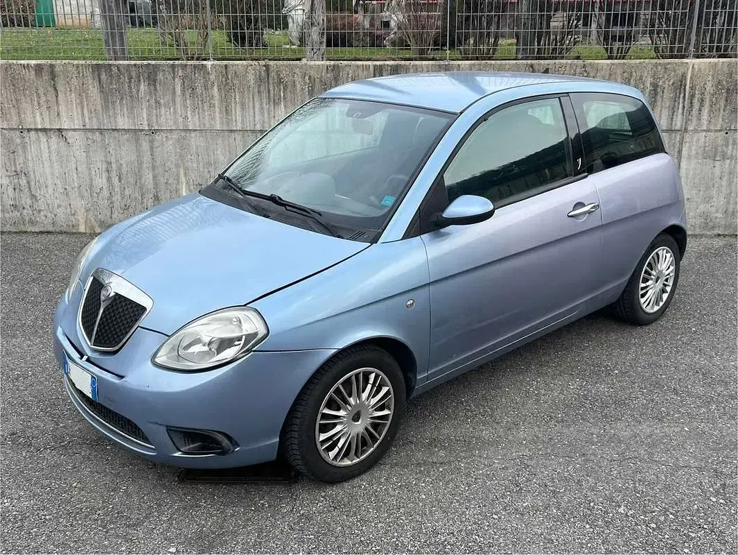 Usata Lancia Ypsilon 60 CV (44 kW) 2008 Utilitaria