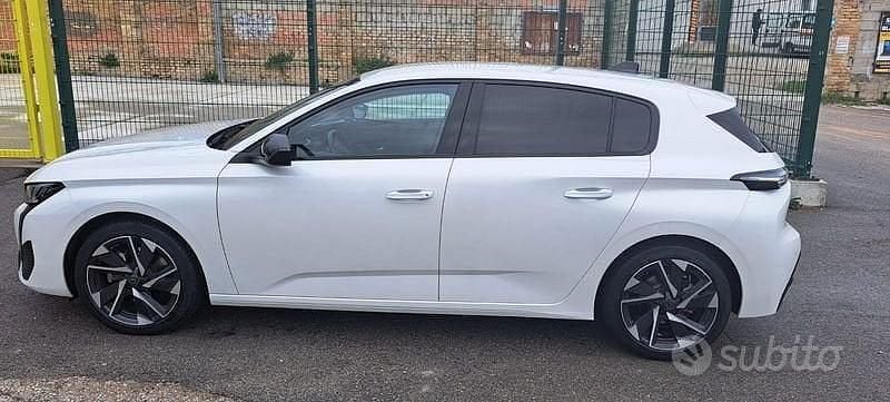 Usata Peugeot 308 Allure 131 CV (96 kW) 2022 Bianco Berlina