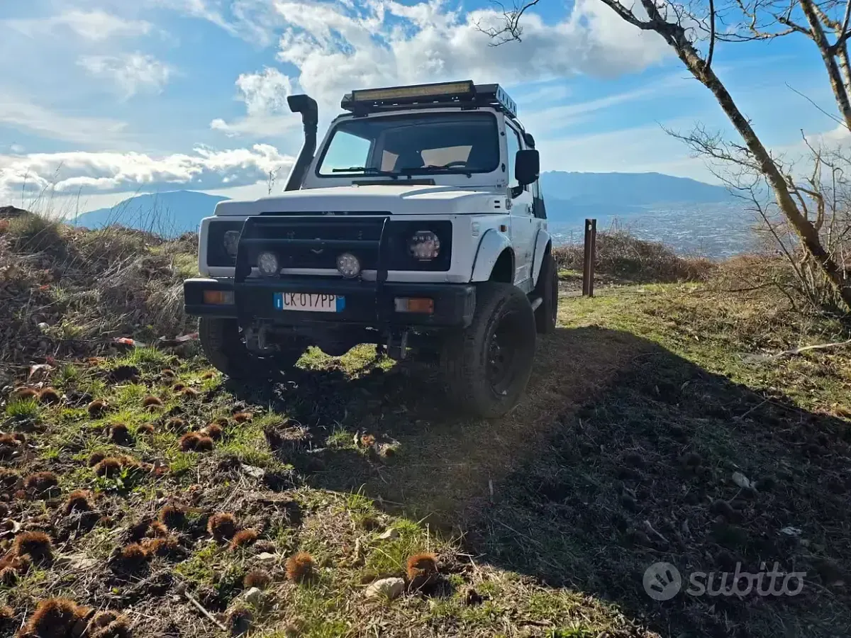 Usata Suzuki Samurai 1987 Bianco SUV