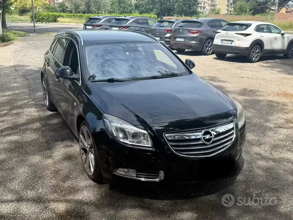 Usata Opel Insignia 194 CV (142 kW) 2012 Nero Station wagon