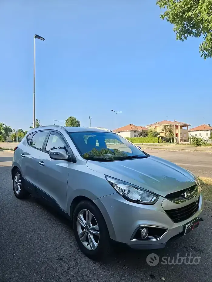 Usata Hyundai ix35 Comfort 115 CV (84 kW) 2011 Grigio SUV