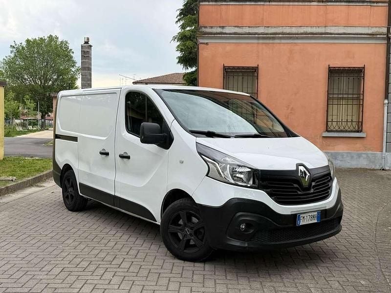 Usata Renault Trafic 120 CV (88 kW) 2017 Monovolume