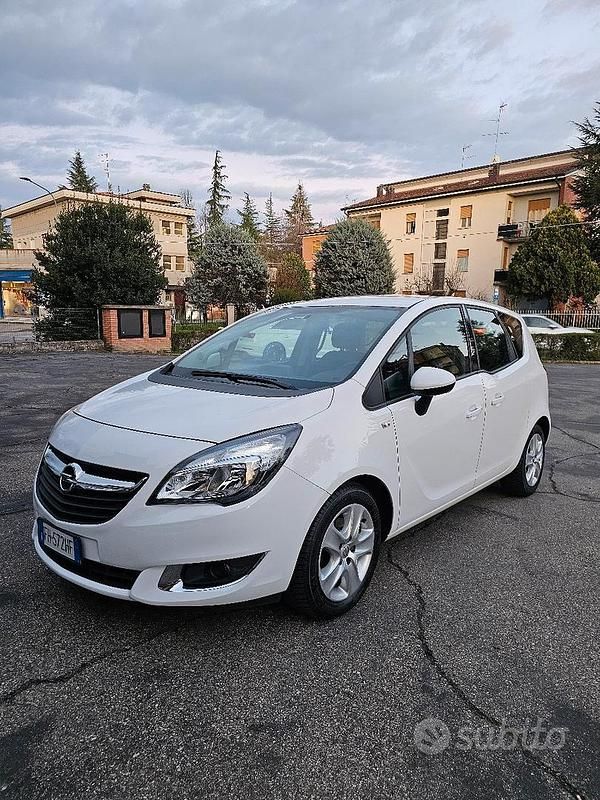 Usata Opel Meriva 120 CV (88 kW) 2017 Bianco Monovolume