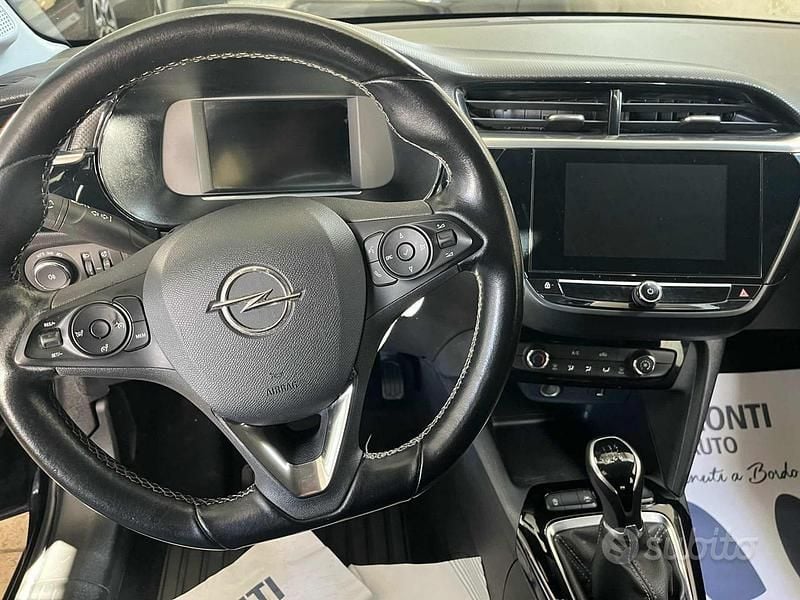 Usata Opel Corsa Elegance 75 CV (55 kW) 2021 Vari colori Utilitaria