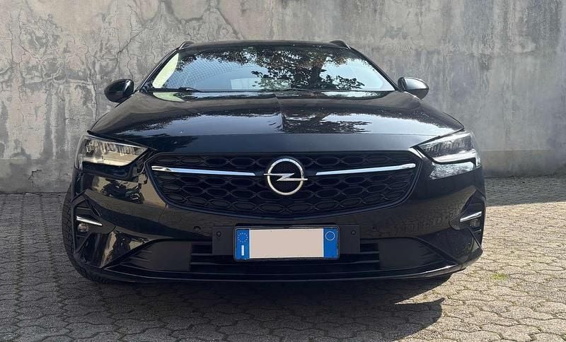Usata Opel Insignia Business 122 CV (89 kW) 2021 Nero Station wagon