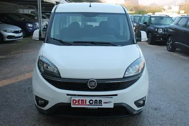Usata Fiat Doblò 95 CV (69 kW) 2017 Bianco Monovolume