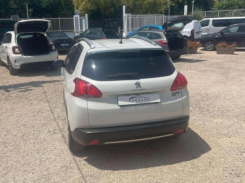 Usata Peugeot 2008 Allure 92 CV (67 kW) 2015 Bianco SUV