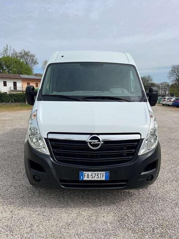 Usata Opel Movano 125 CV (91 kW) 2015 Bianco Monovolume
