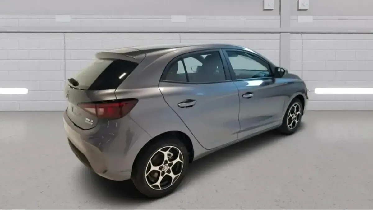 Nuova MG MG3 Luxury 102 CV (75 kW) 2026 Grigio Utilitaria