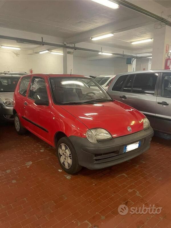 Rosso pastello Usata 2002 Fiat Seicento S Due volumi | 1500 € (Buon prezzo) - Immagine 1/4