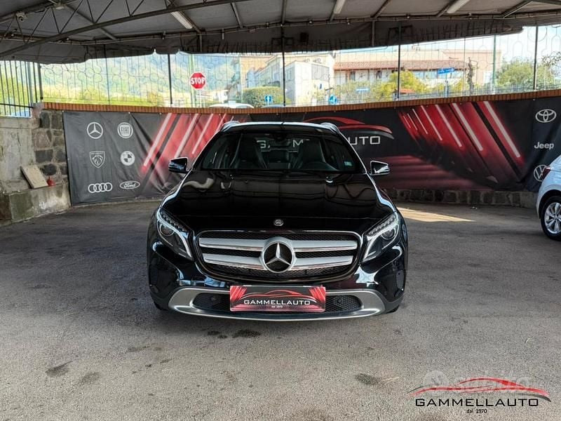 Usata Mercedes GLA180 109 CV (80 kW) 2016 Nero SUV