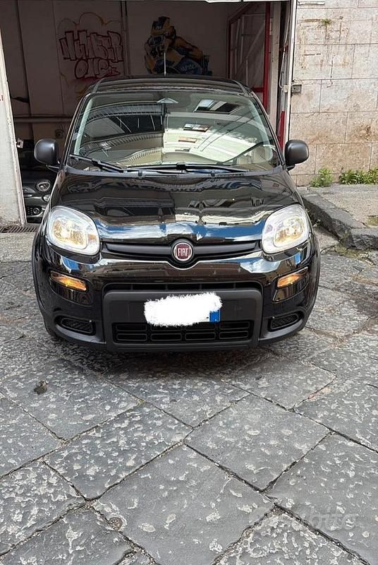 Nero Usata 2025 Fiat Grande Panda Due volumi | 11.000 € (Super prezzo) - Immagine 1/3