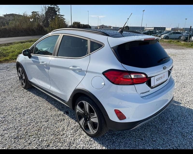 Usata Ford Fiesta Active 125 CV (91 kW) 2022 Bianco Utilitaria