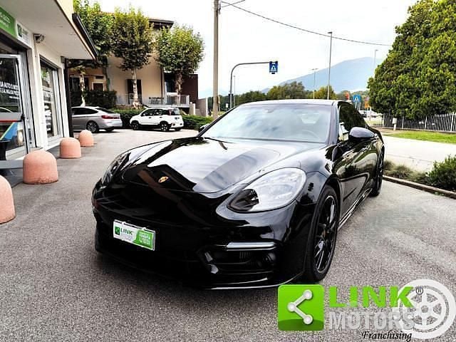 Nero Usata 2023 Porsche Panamera Platinum Edition Station wagon | 99.500 € (Cara) - Immagine 1/4