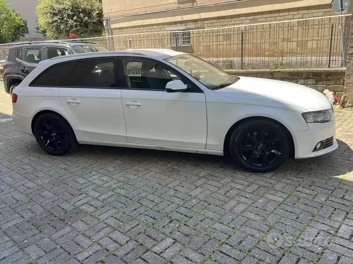 Usata Audi A4 S-Line 143 CV (105 kW) 2011 Bianco Station wagon