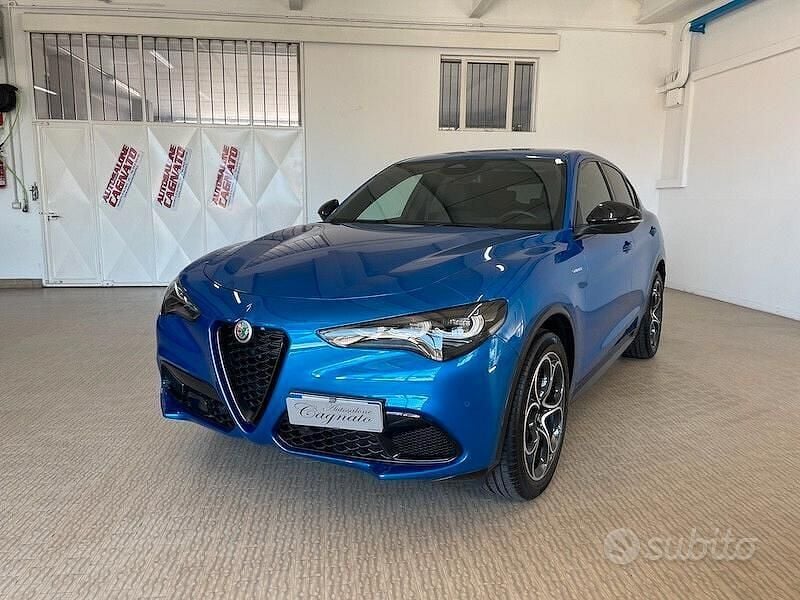 Usata Alfa Romeo Stelvio Veloce 210 CV (154 kW) 2024 Blu SUV