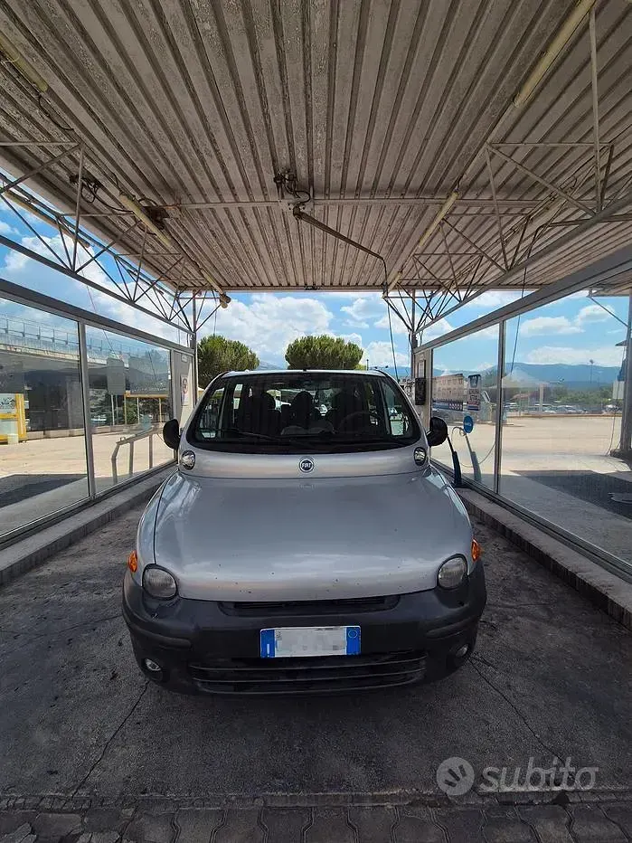 Usata Fiat Multipla 2001 Grigio Monovolume