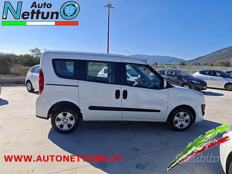 Usata Fiat Doblò Dynamic 105 CV (77 kW) 2012 Bianco Monovolume
