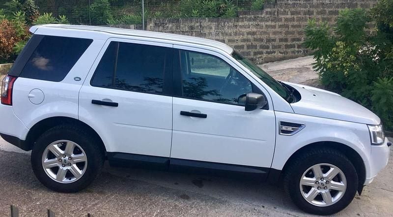 Usata Land Rover Freelander 2 S 150 CV (110 kW) 2011 Bianco SUV