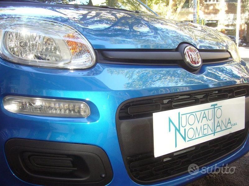 Nuova Fiat Panda Icon 70 CV (51 kW) 2025 Blu Utilitaria