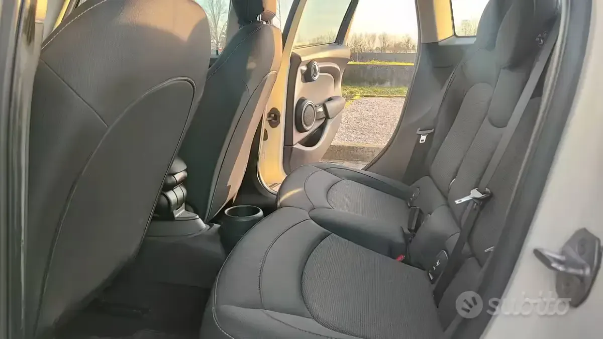 Usata Mini One D 102 CV (75 kW) 2017 Bianco Utilitaria