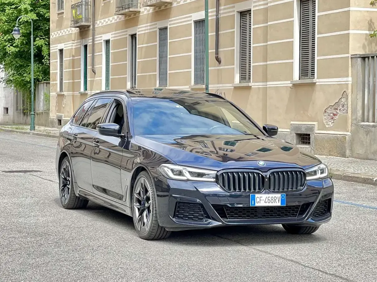 Usata BMW 540 M Sport 340 CV (250 kW) 2021 Carbon black metallizzato Station wagon