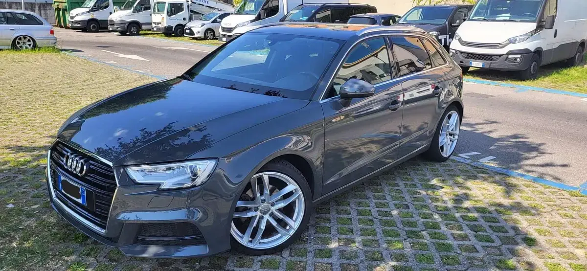 Usata Audi A3 Design 116 CV (85 kW) 2017 Berlina