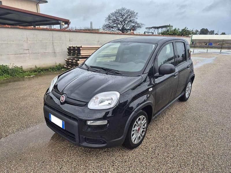 Usata Fiat Panda S 69 CV (50 kW) 2024 Nero Utilitaria