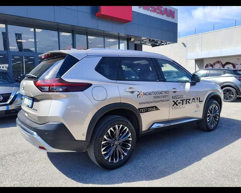 Gebraucht Nissan X-Trail Tekna 158 PS (116 kW) 2025 Beige SUV