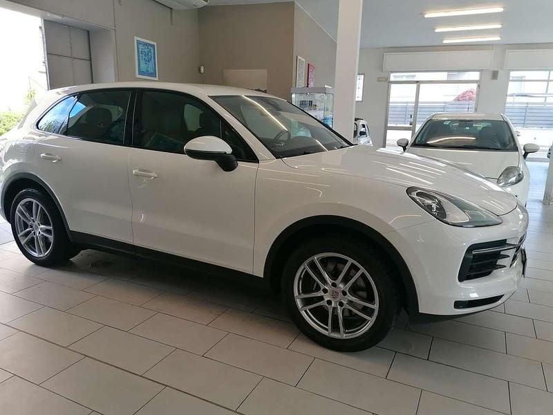 Usata Porsche Cayenne 340 CV (250 kW) 2018 Bianco SUV
