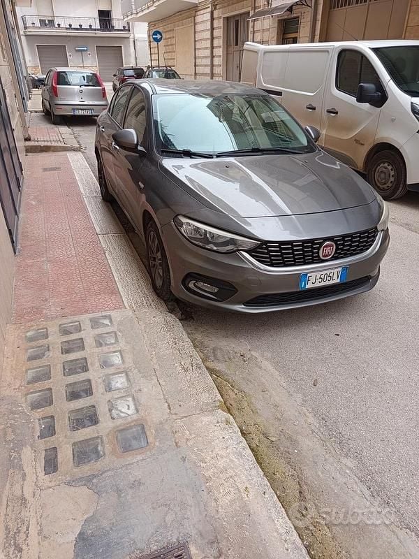 Usata Fiat Tipo 2017 Grigio Berlina
