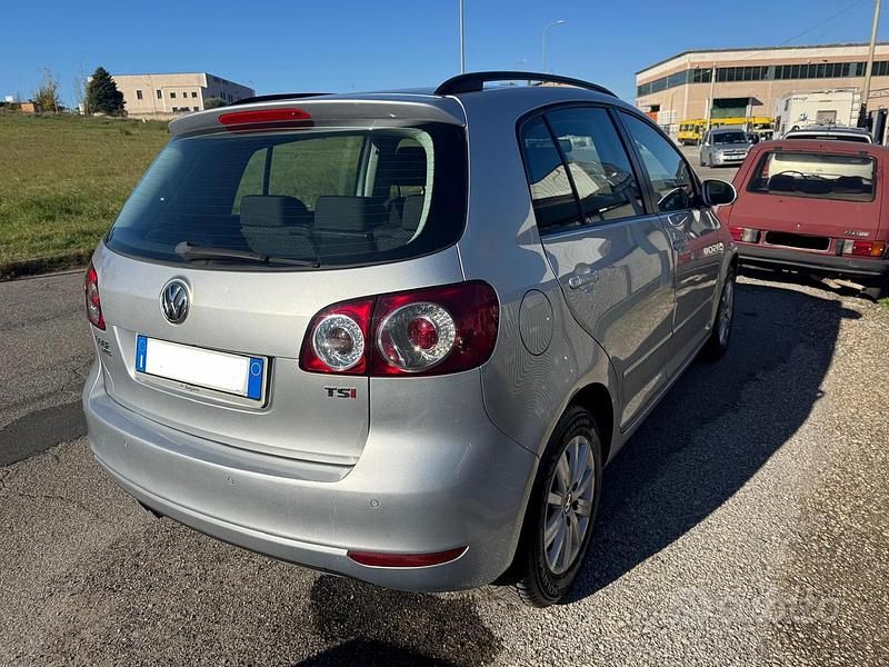 Usata VW Golf Plus Cross 122 CV (89 kW) 2011 Grigio Monovolume
