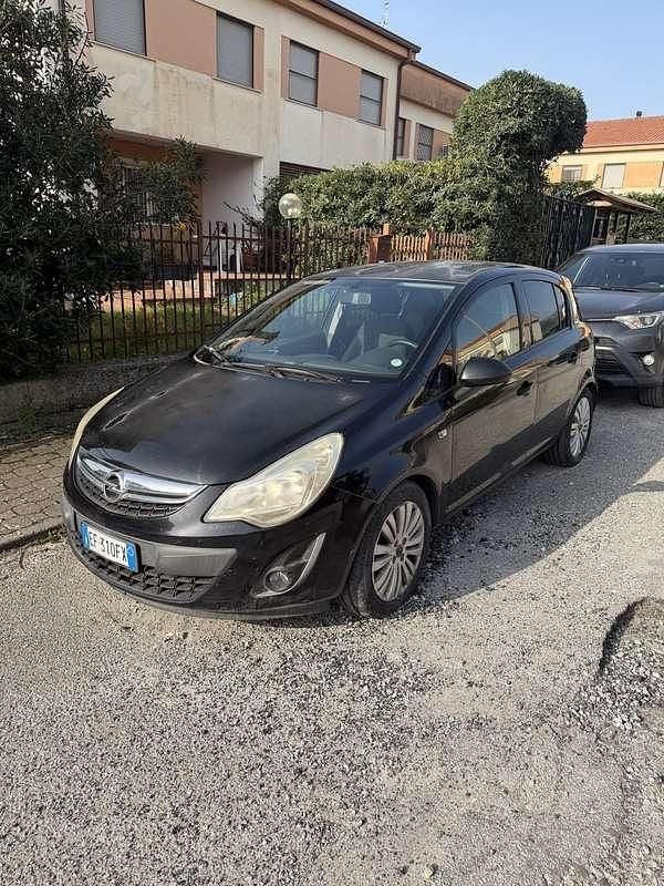Usata Opel Corsa 86 CV (63 kW) 2011 Utilitaria