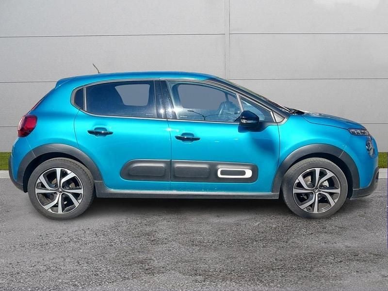 Usata Citroën C3 Shine 110 CV (80 kW) 2022 Spring blue Utilitaria