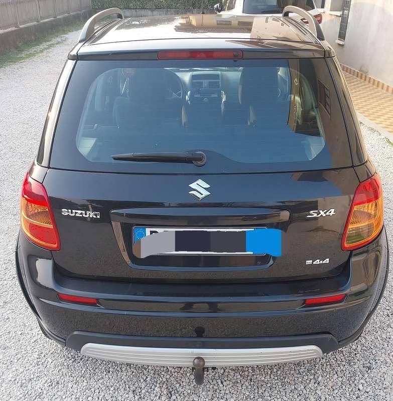 Usata Suzuki SX4 120 CV (88 kW) 2006 SUV