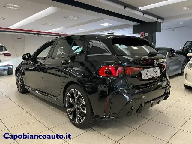Usata BMW 120 M Sport 170 CV (125 kW) 2025 Nero Utilitaria