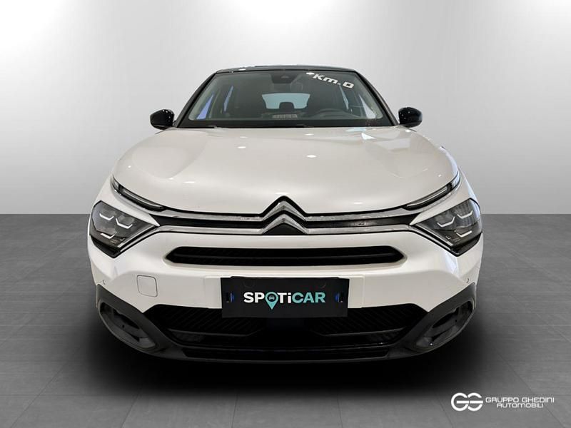 Usata Citroën e-C4 Shine 56 kW (77 CV) 2023 Pearl white Berlina