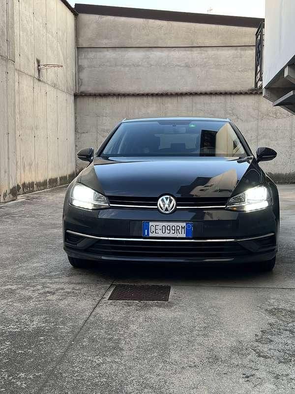 Usata VW Golf VII Highline 116 CV (85 kW) 2019 Berlina