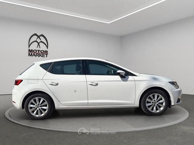 Usata Seat Leon Style 131 CV (96 kW) 2020 Bianco Berlina