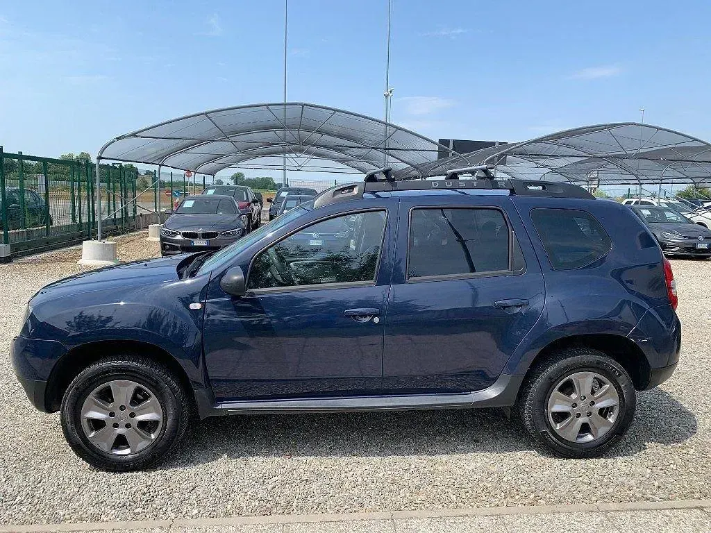 Usata Dacia Duster Lauréate 116 CV (85 kW) 2017 Bluazzurro SUV