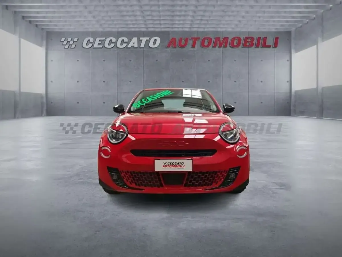 Usata Fiat 600E Red 114 kW (156 CV) 2023 Rosso SUV