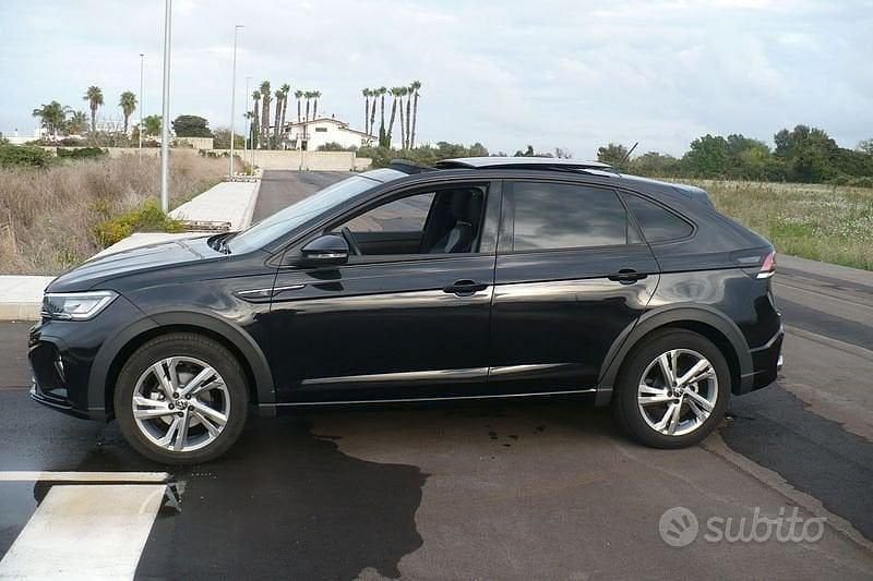 Usata VW Taigo R-line 110 CV (80 kW) 2022 Grigio SUV