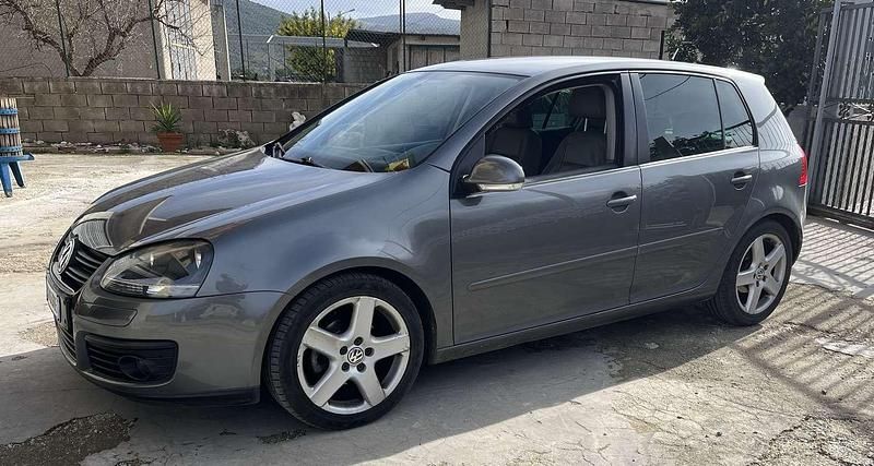 Usata VW Golf VI GT 105 CV (77 kW) 2009 Utilitaria