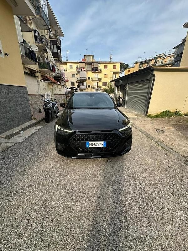 Usata Audi A1 116 CV (85 kW) 2019 Nero SUV