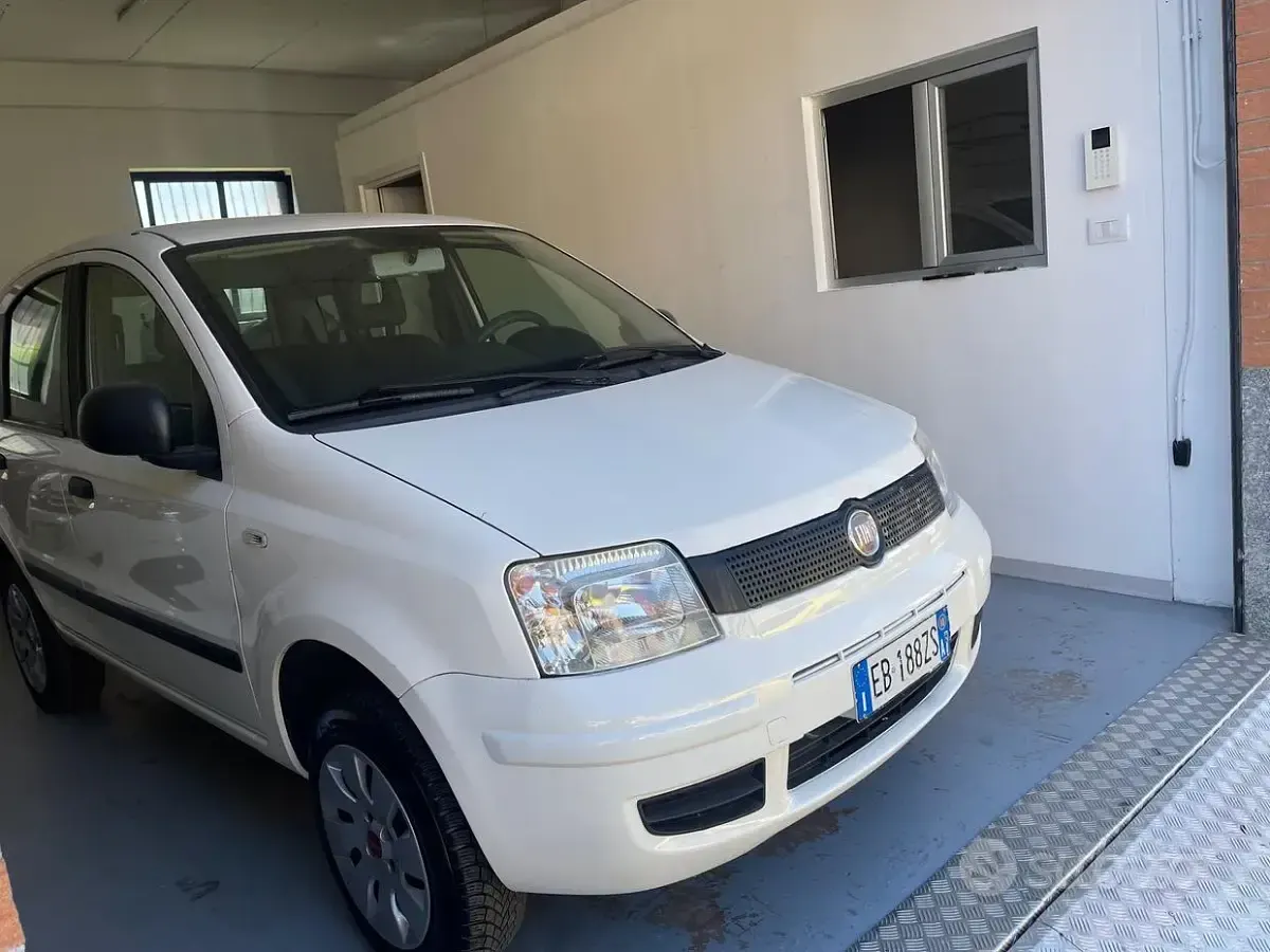 Usata Fiat Panda 4x4 69 CV (50 kW) 2010 Bianco Utilitaria