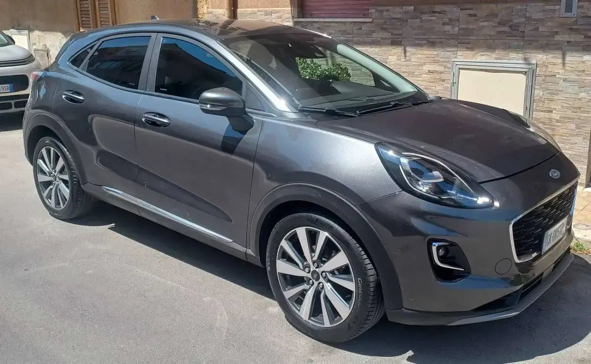 Usata Ford Puma Titanium X 125 CV (91 kW) 2022 Grigio SUV